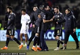 [足球之夜]邵佳一的西海岸“拼图”